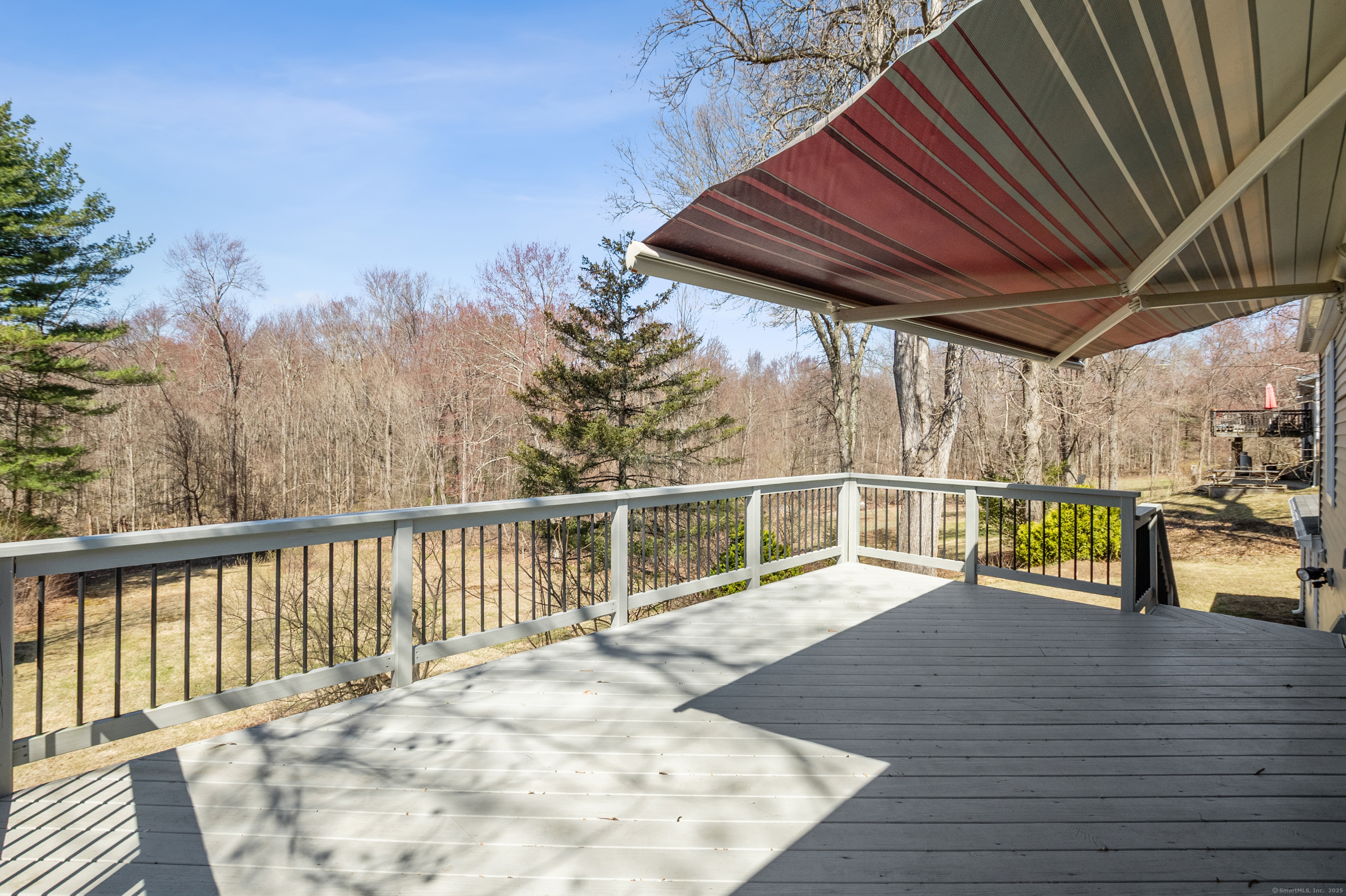 1099 N Grand Street, Suffield, Connecticut image 27