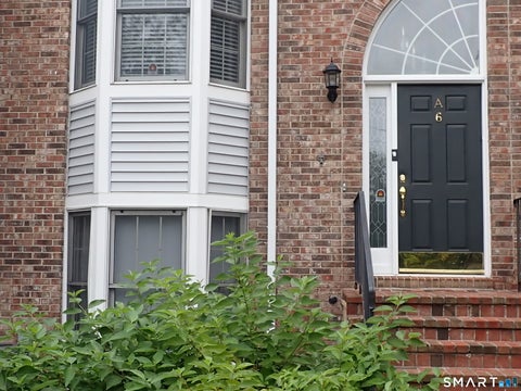 Condo For Sale - 2612 North Avenue #A6<br/> Bridgeport, CT 06604