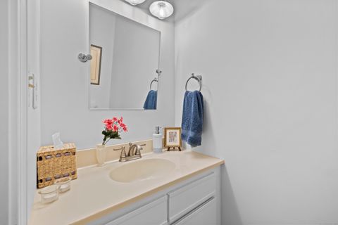 Tiny photo for 84 Stoneheights Drive #84, Waterford, CT 06385 (MLS # 24136005)