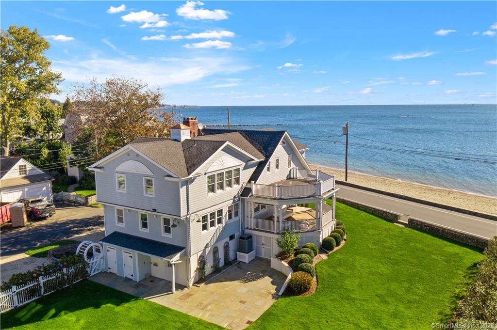 Rental Property at 23 Soundview Drive, Westport, Connecticut - Bedrooms: 3 
Bathrooms: 5 
Rooms: 7  - $40,000 MO.