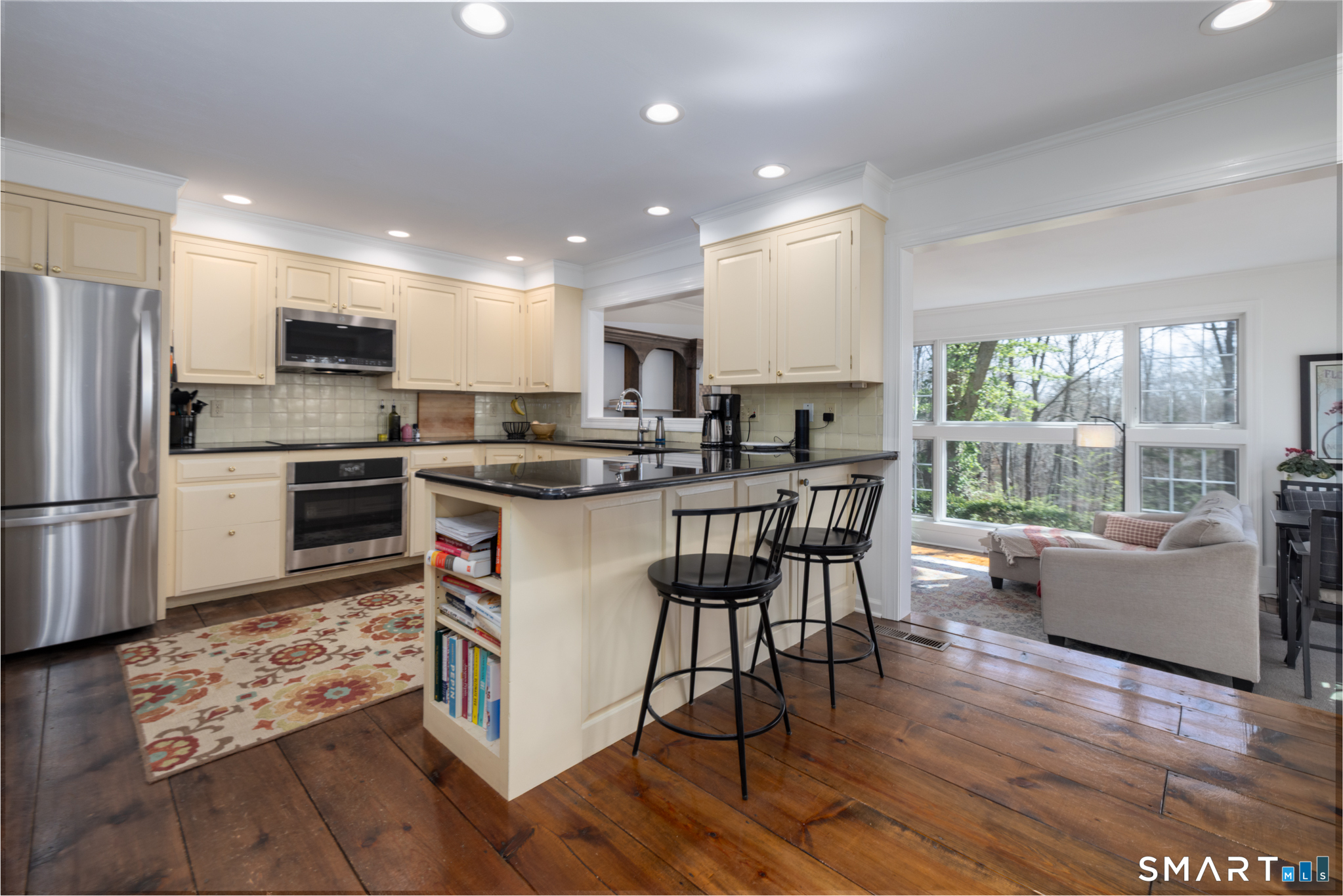122 Crest Road