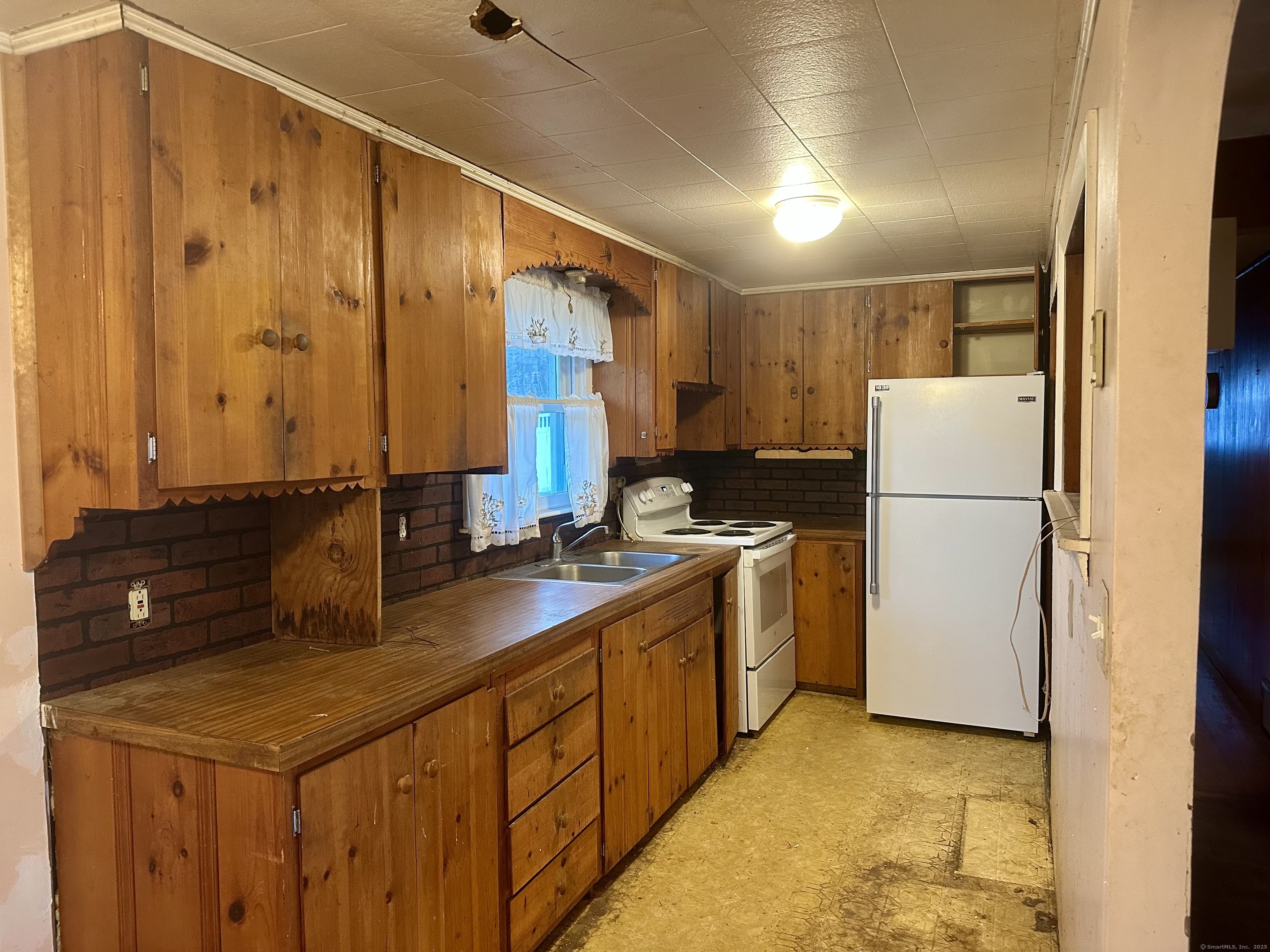 44 Richmond Road, Putnam, Connecticut image 2