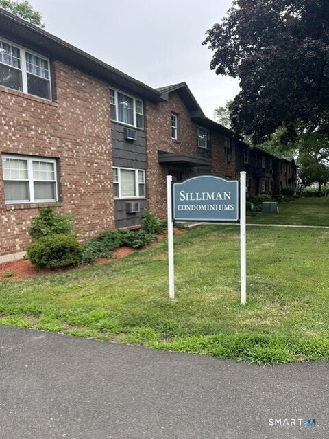 Photo of 90 Silliman Street #3B, Fairfield, CT 06824 (MLS # 24187673)