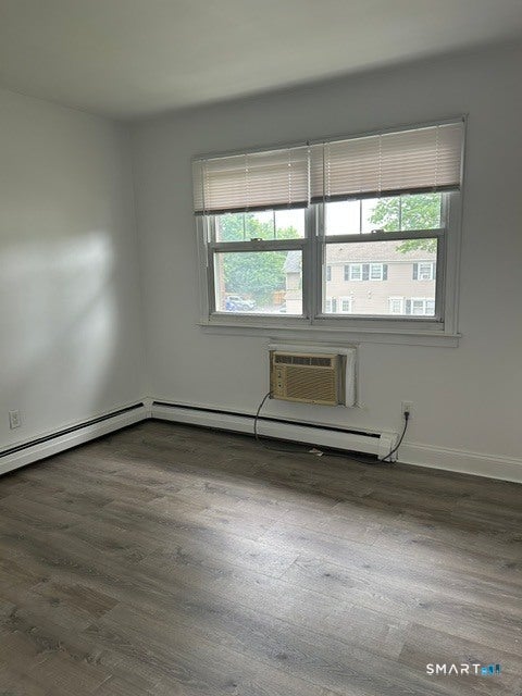Tiny photo for 90 Silliman Street #3B, Fairfield, CT 06824 (MLS # 24187673)