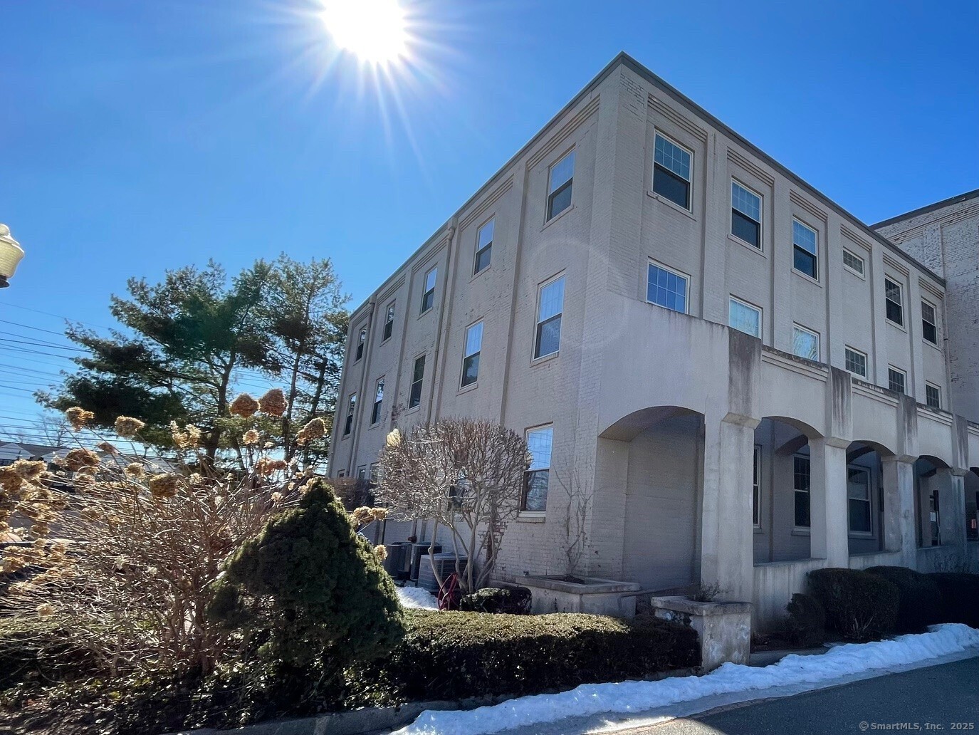 High Street Apt 303, Milford, Connecticut - 1 Bedrooms  
1 Bathrooms  
2 Rooms - 