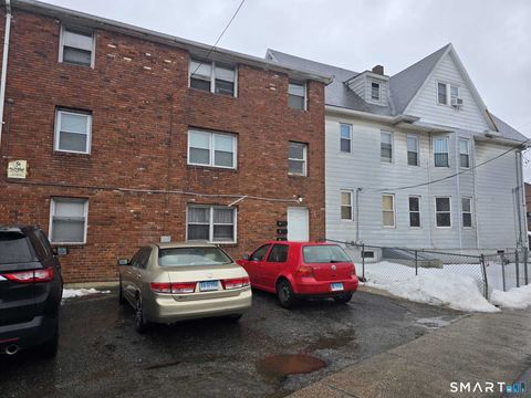 880 First Avenue West Haven CT 06516