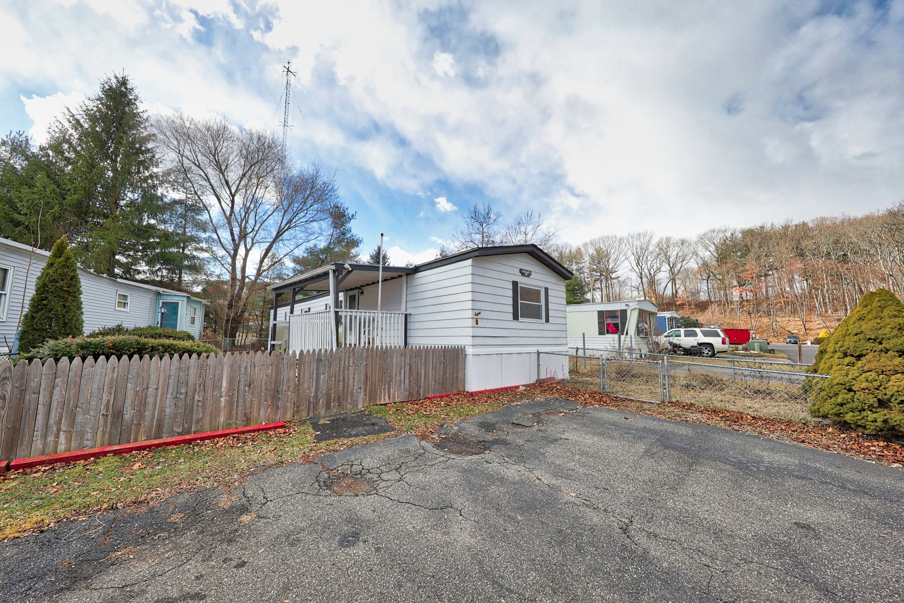 8 Thunderbird Drive, Naugatuck, Connecticut image 3