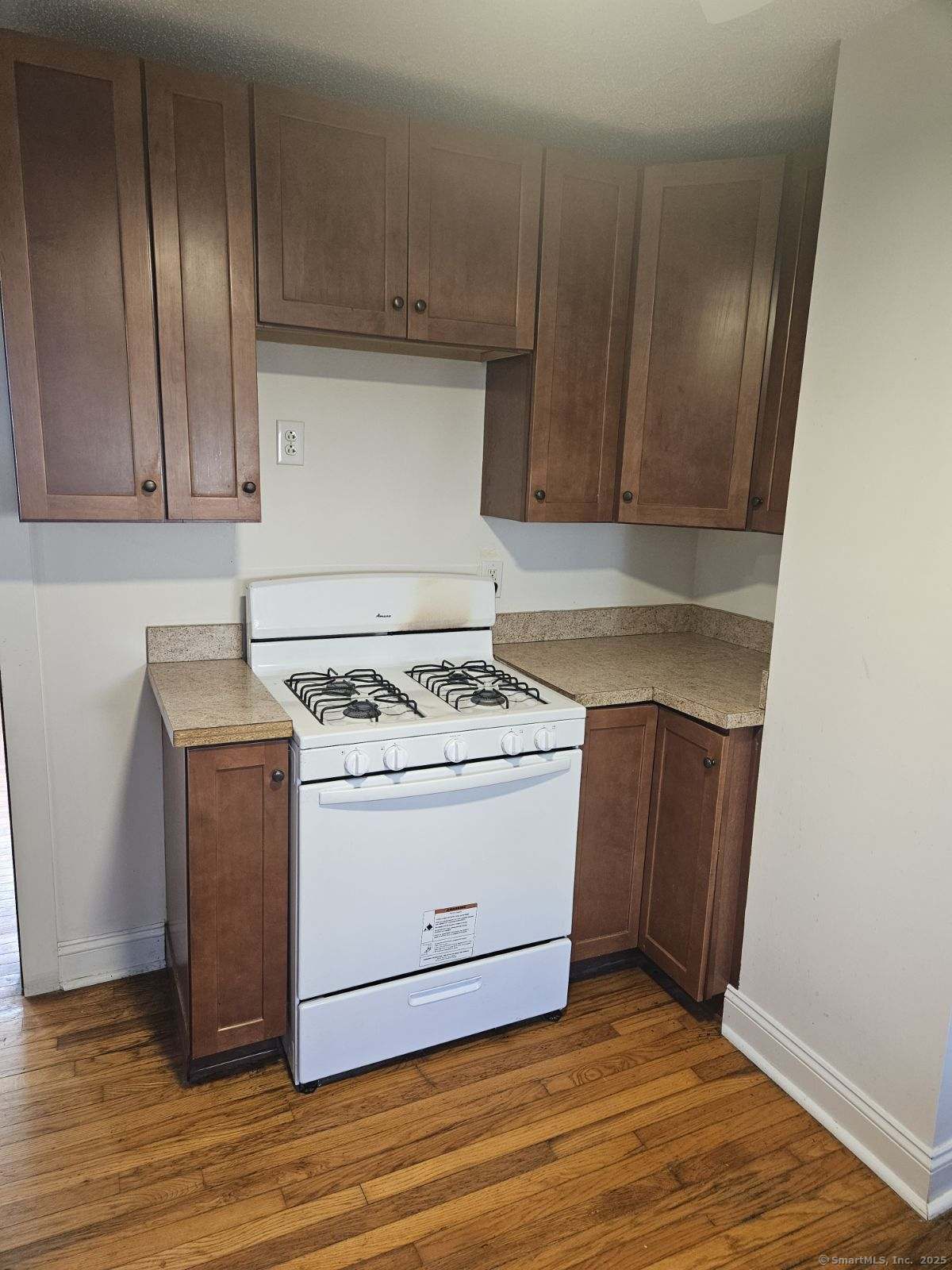 39 Iver Avenue, East Haven, Connecticut image 3