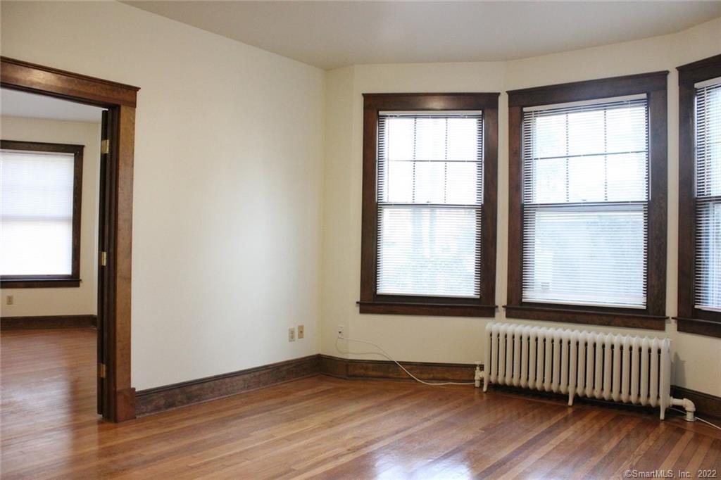 16 Woodland Street 1