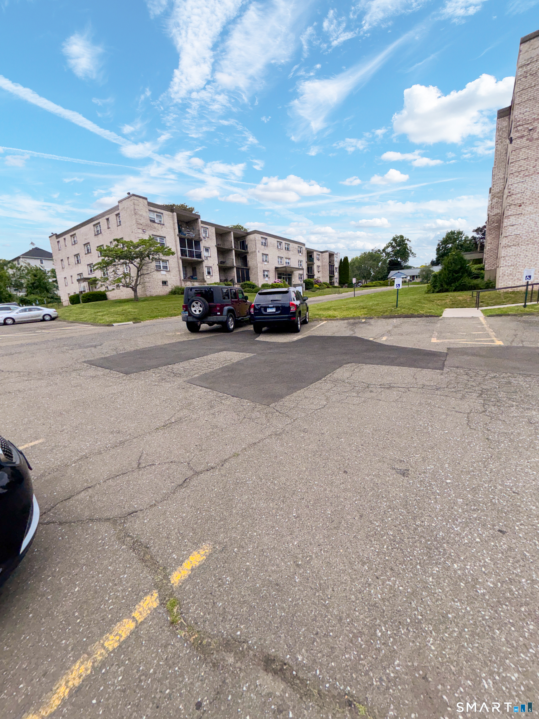 300 Meadowside Road 212