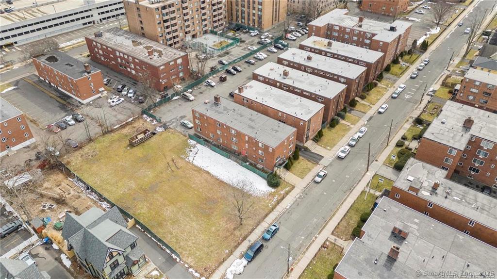 32 Huntington Street