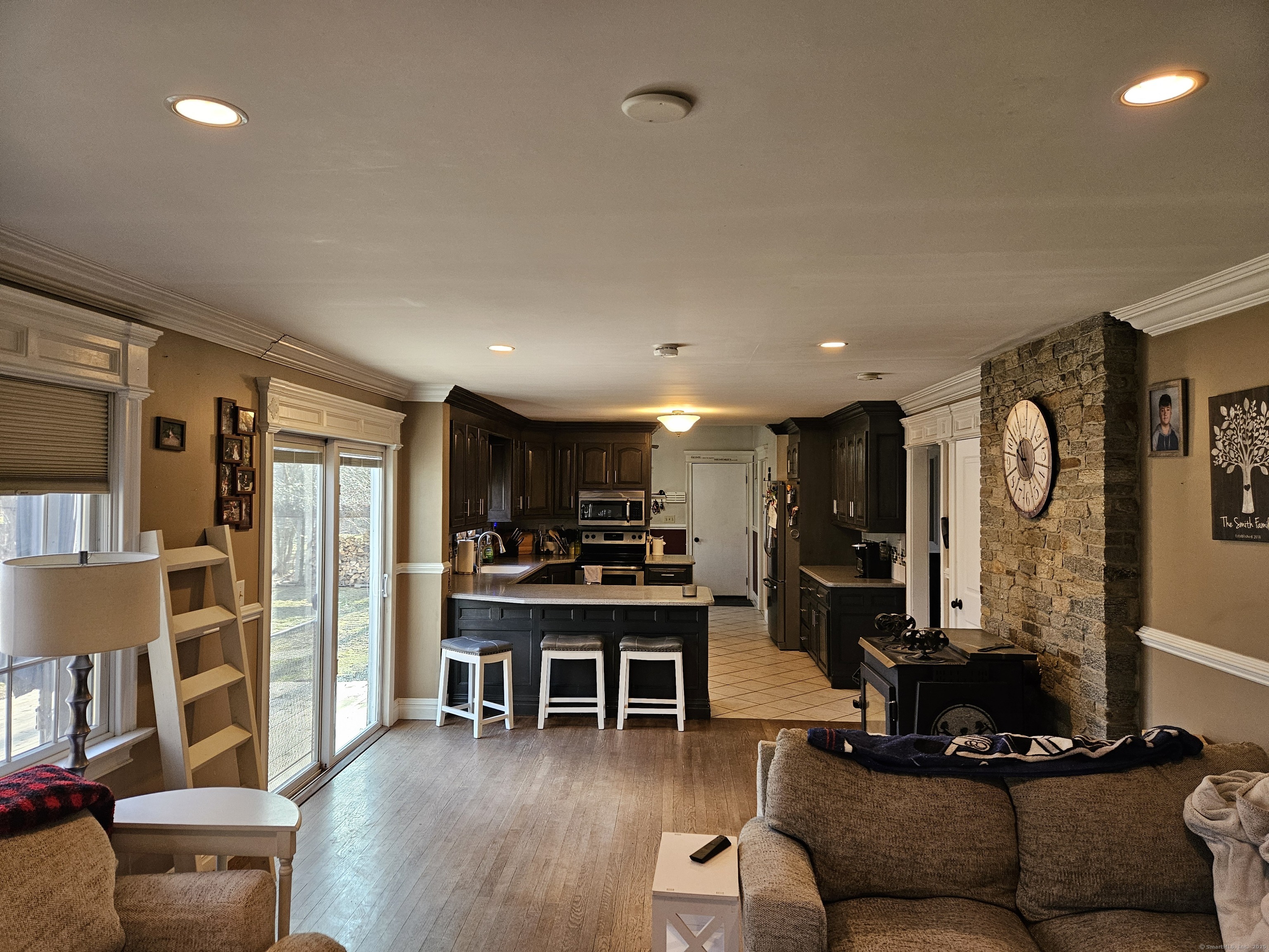 27 Porter Road, Wolcott, Connecticut image 4