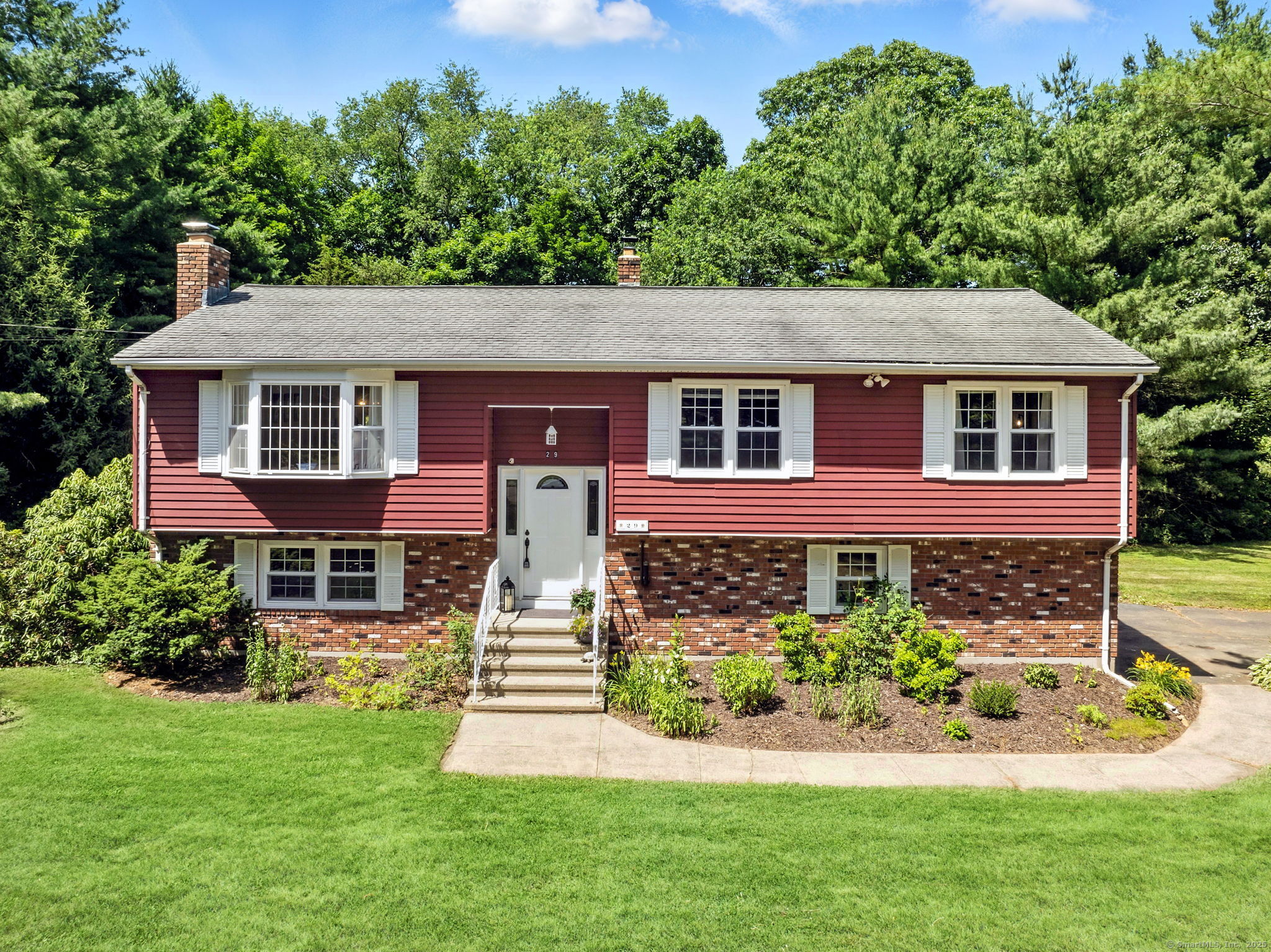29 Sunnyside Drive