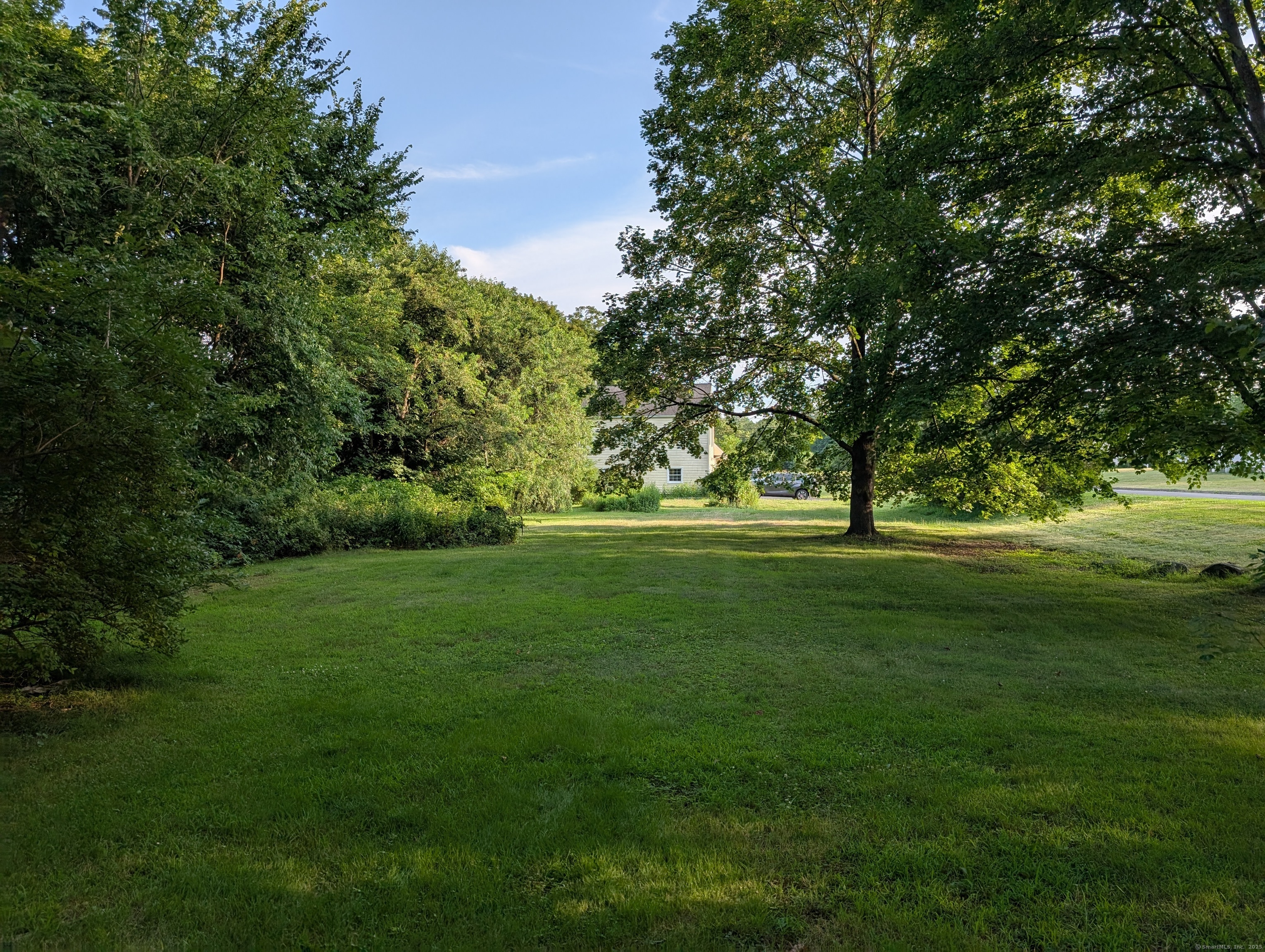 2805 Boston Post Road