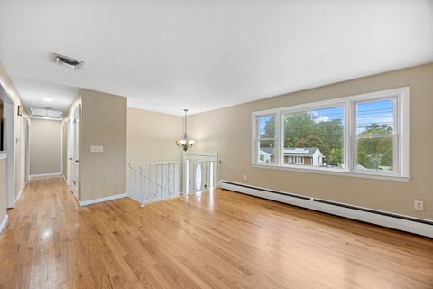 Tiny photo for 140 Townsend Terrace, New Haven, CT 06512 (MLS # 24133330)