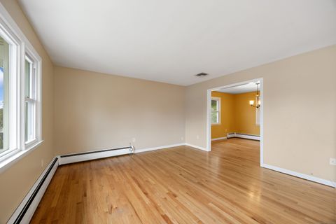 Tiny photo for 140 Townsend Terrace, New Haven, CT 06512 (MLS # 24133330)