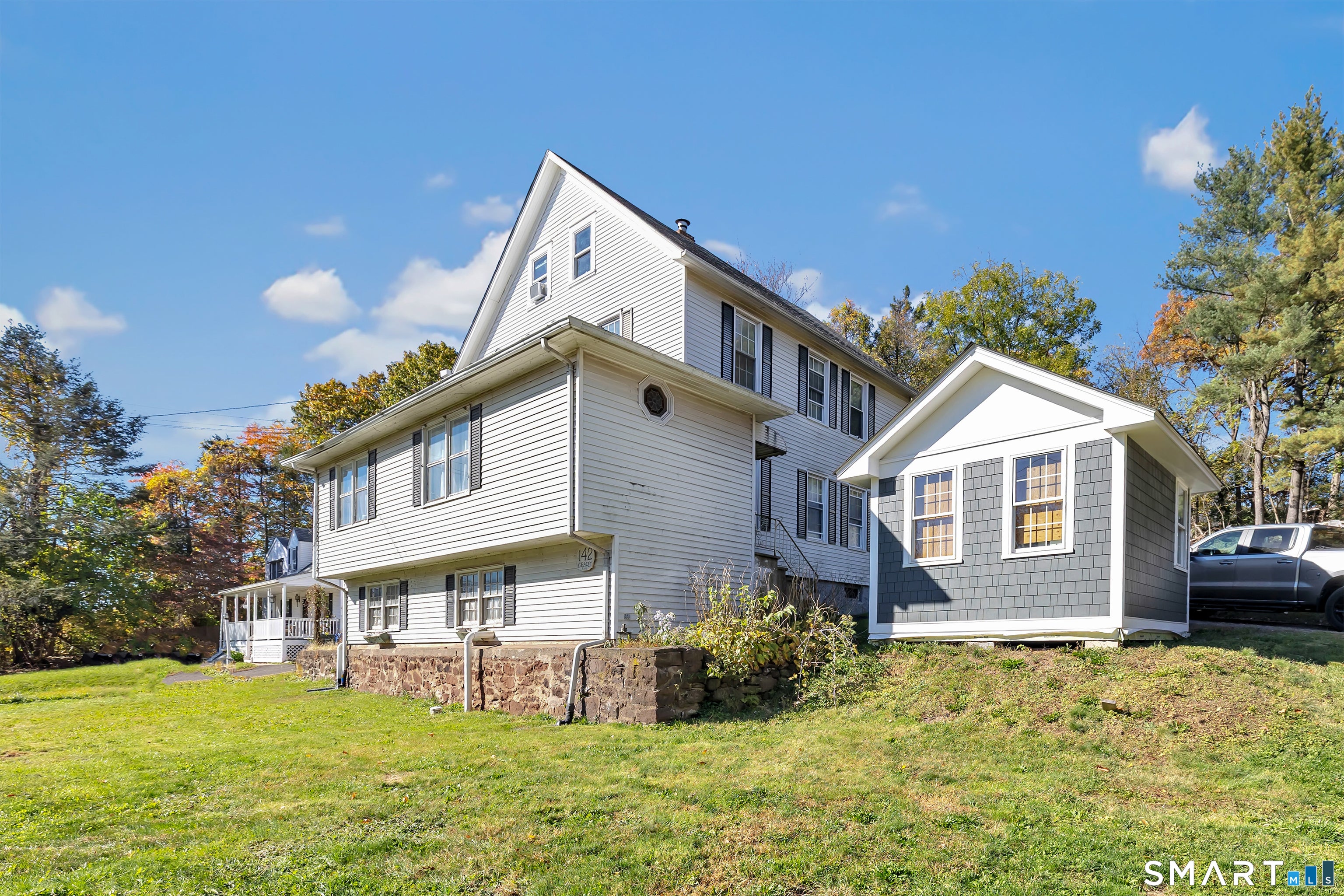 142 Gracey Avenue
