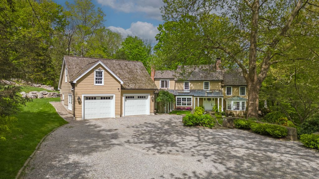 Photo of 467 Laurel Road, New Canaan, CT 06840 (MLS # 24093511)