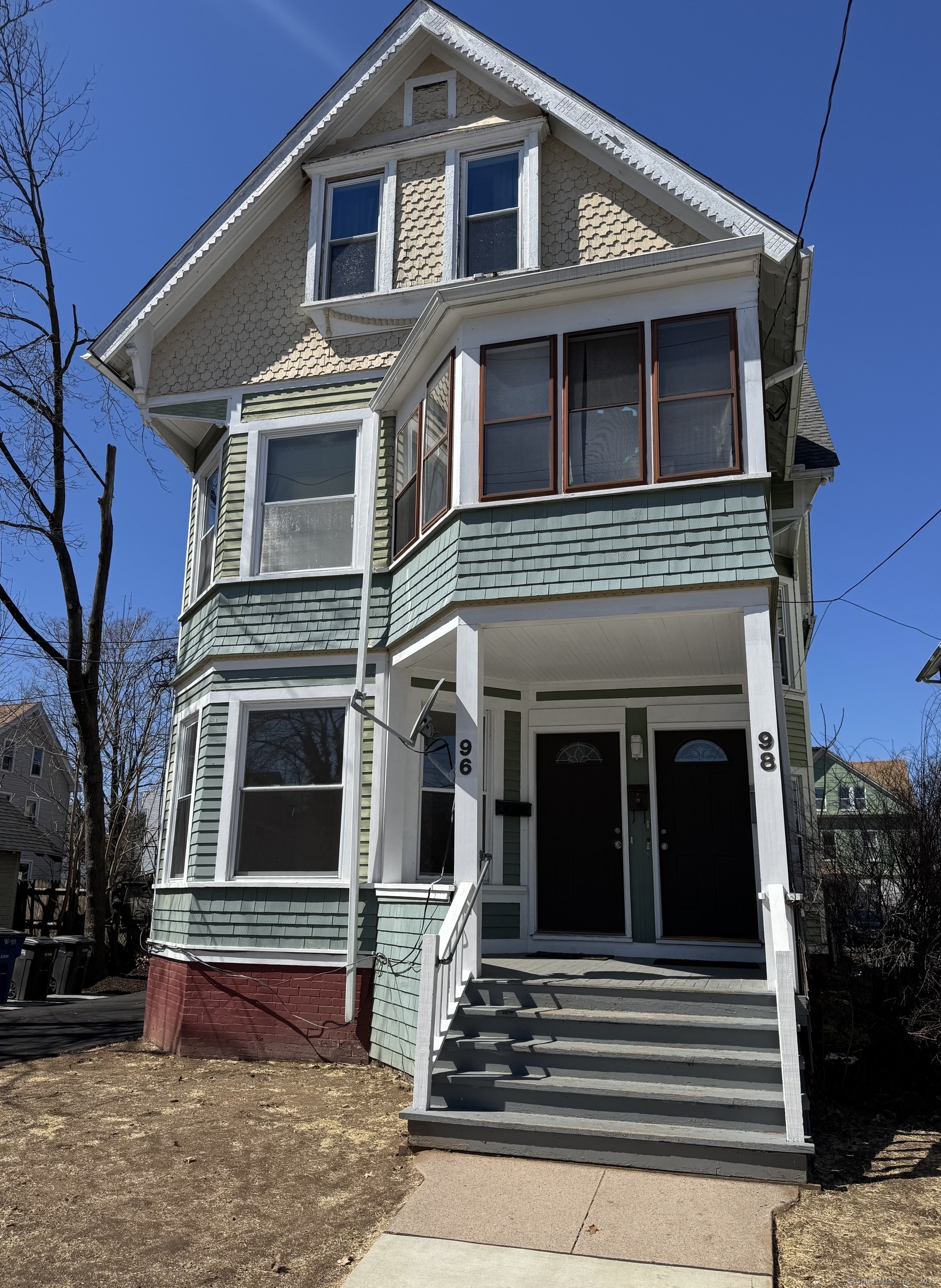 Rental Property at Brownell Street 1, New Haven, Connecticut - Bedrooms: 3 
Bathrooms: 1 
Rooms: 5  - $2,000 MO.
