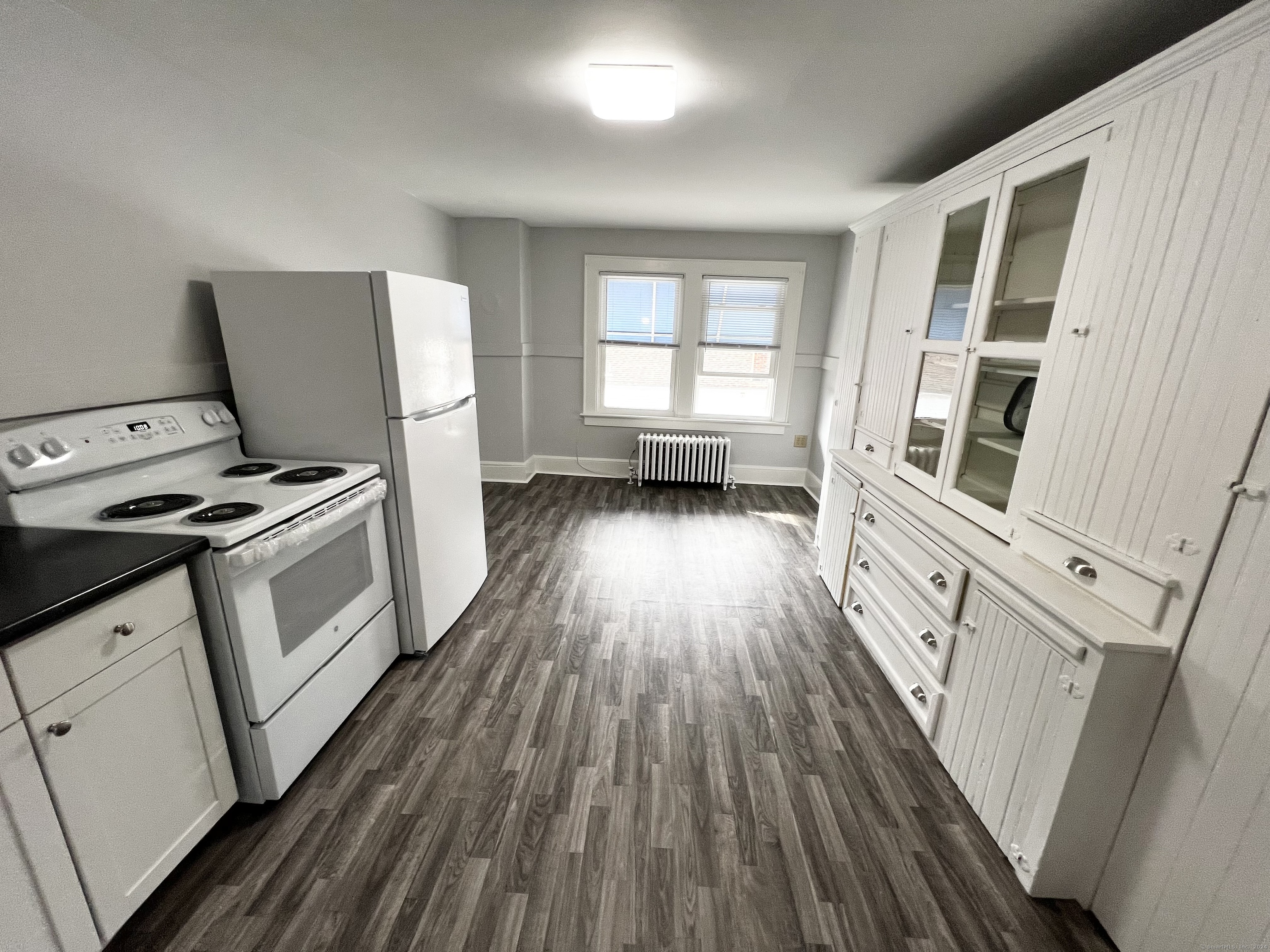 Rental Property at 252 Main Street A3, Portland, Connecticut - Bedrooms: 1 
Bathrooms: 1 
Rooms: 4  - $1,300 MO.