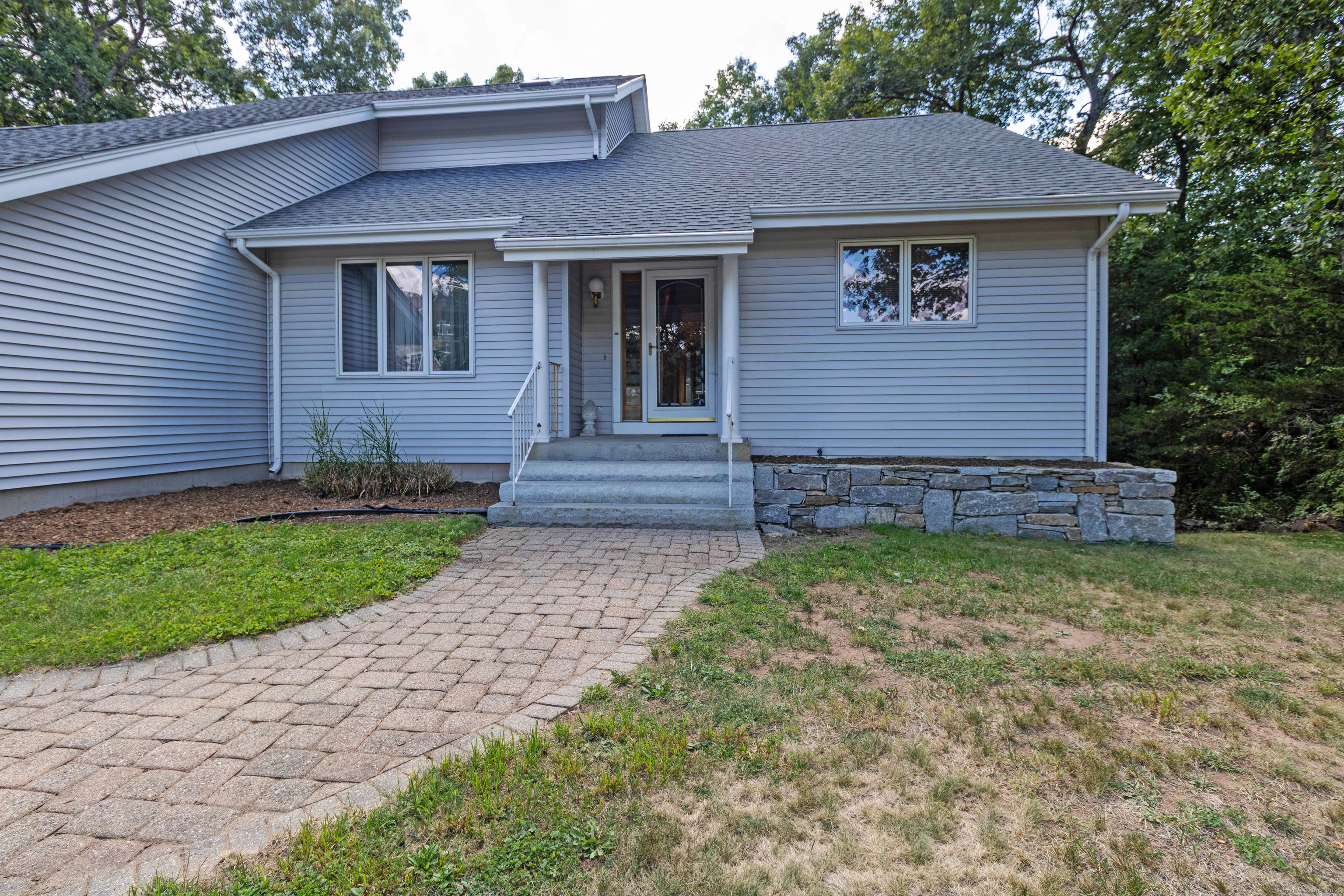 51 Appletree Lane