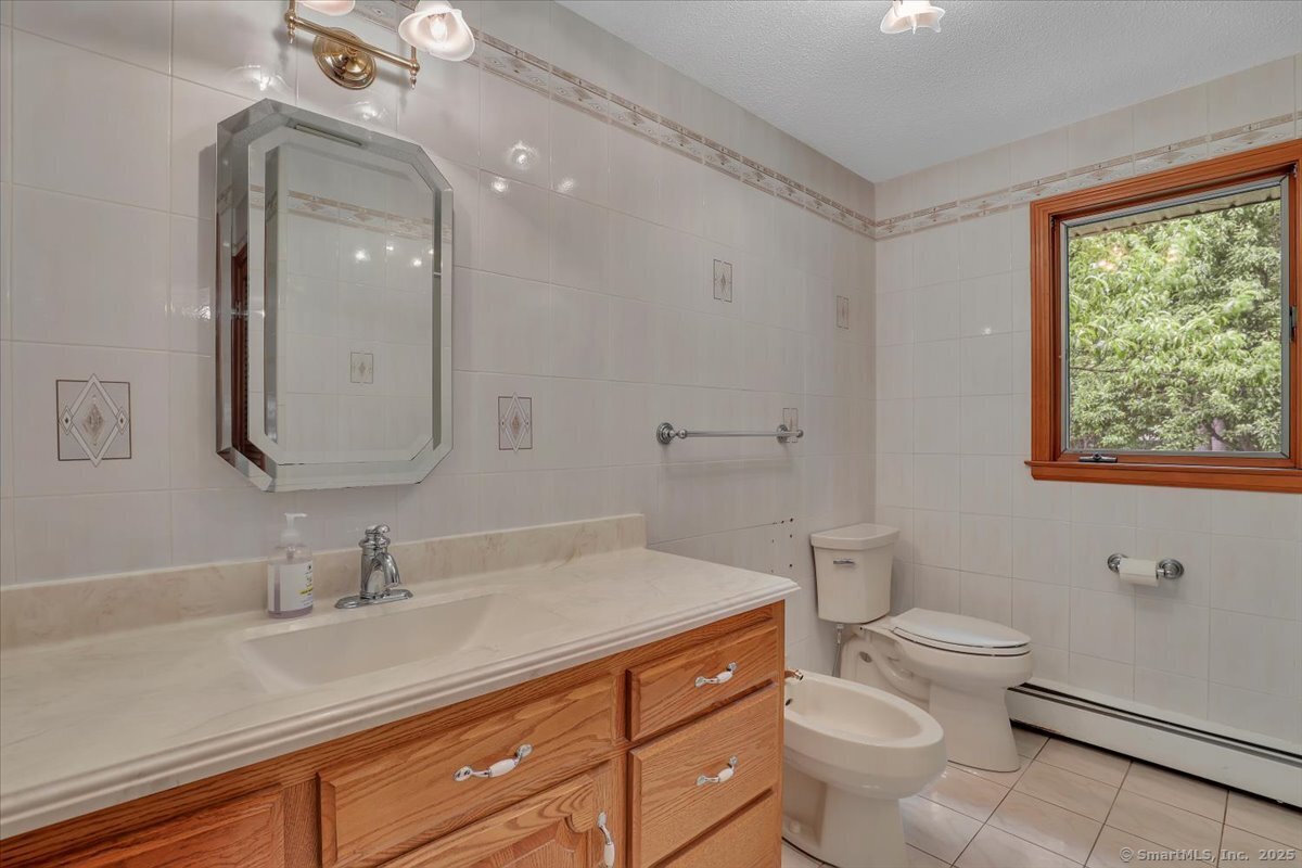 101 Langford Lane, East Hartford, Connecticut image 12