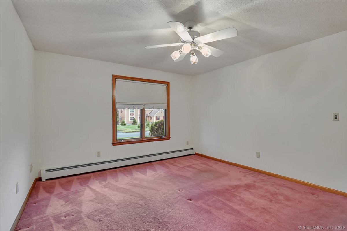 101 Langford Lane, East Hartford, Connecticut image 16
