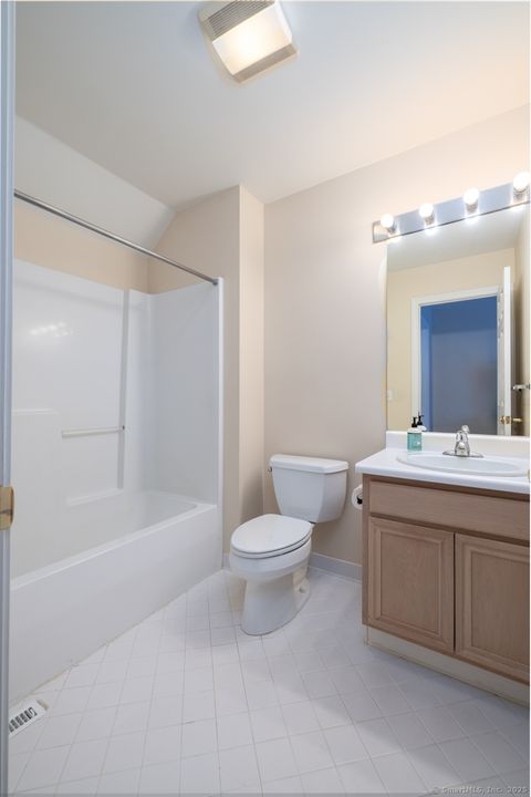 Tiny photo for 3 Pommel Lane #3, Middlebury, CT 06762 (MLS # 24134740)