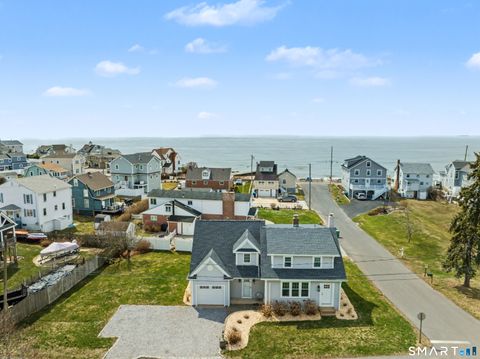 Homes For Sale - 7 Ridge Road<br/> Old Saybrook, CT 06475