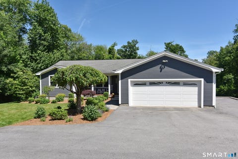 Photo of 80 W Quasset Road, Woodstock, CT 06281 (MLS # 24178733)