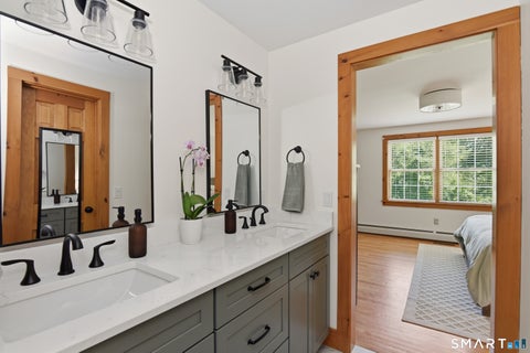 Tiny photo for 80 W Quasset Road, Woodstock, CT 06281 (MLS # 24178733)
