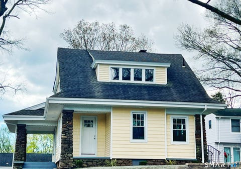 Homes For Sale - 86 Foote Street<br/> Hamden, CT 06517