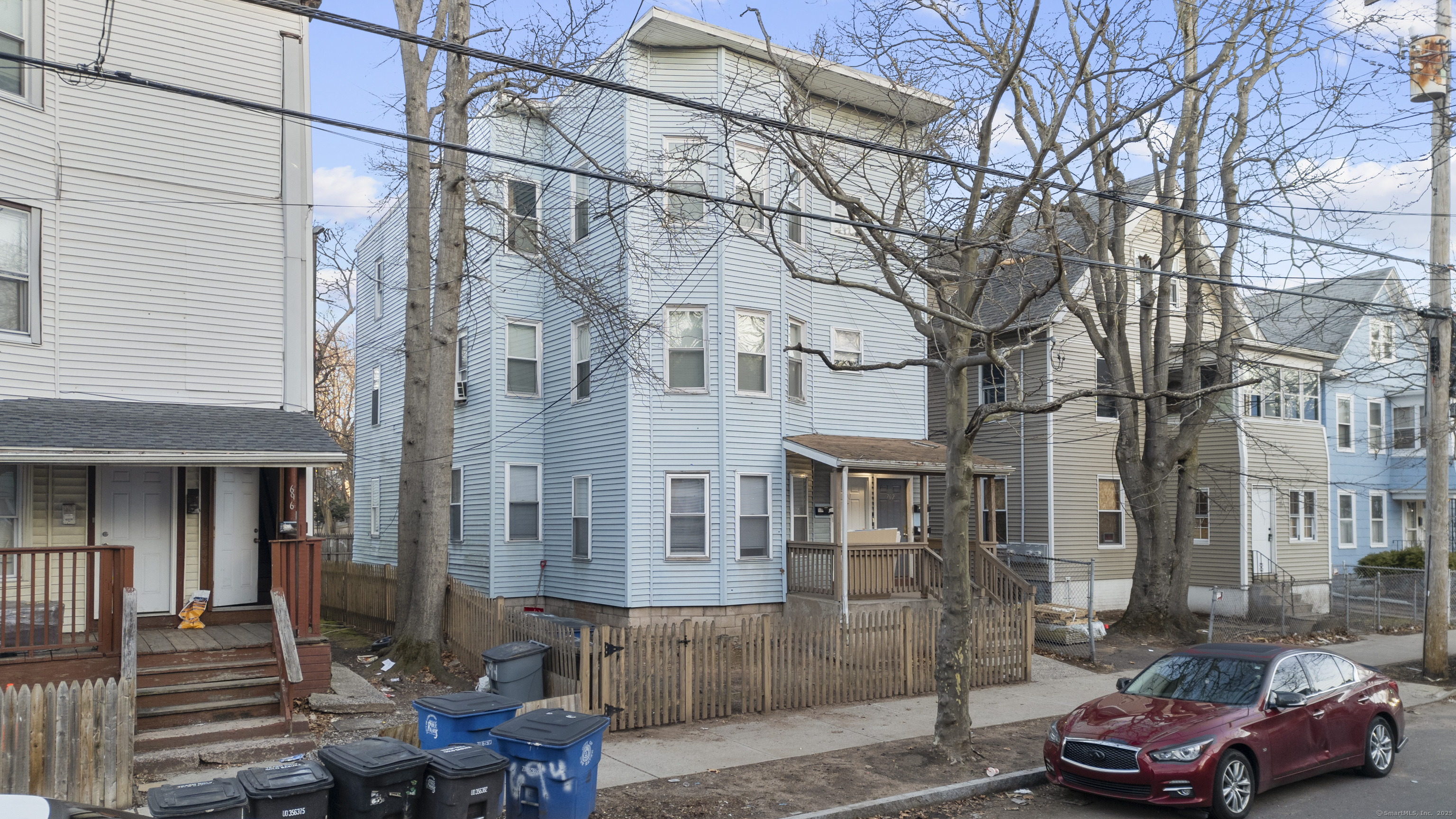 700 Winchester Avenue
