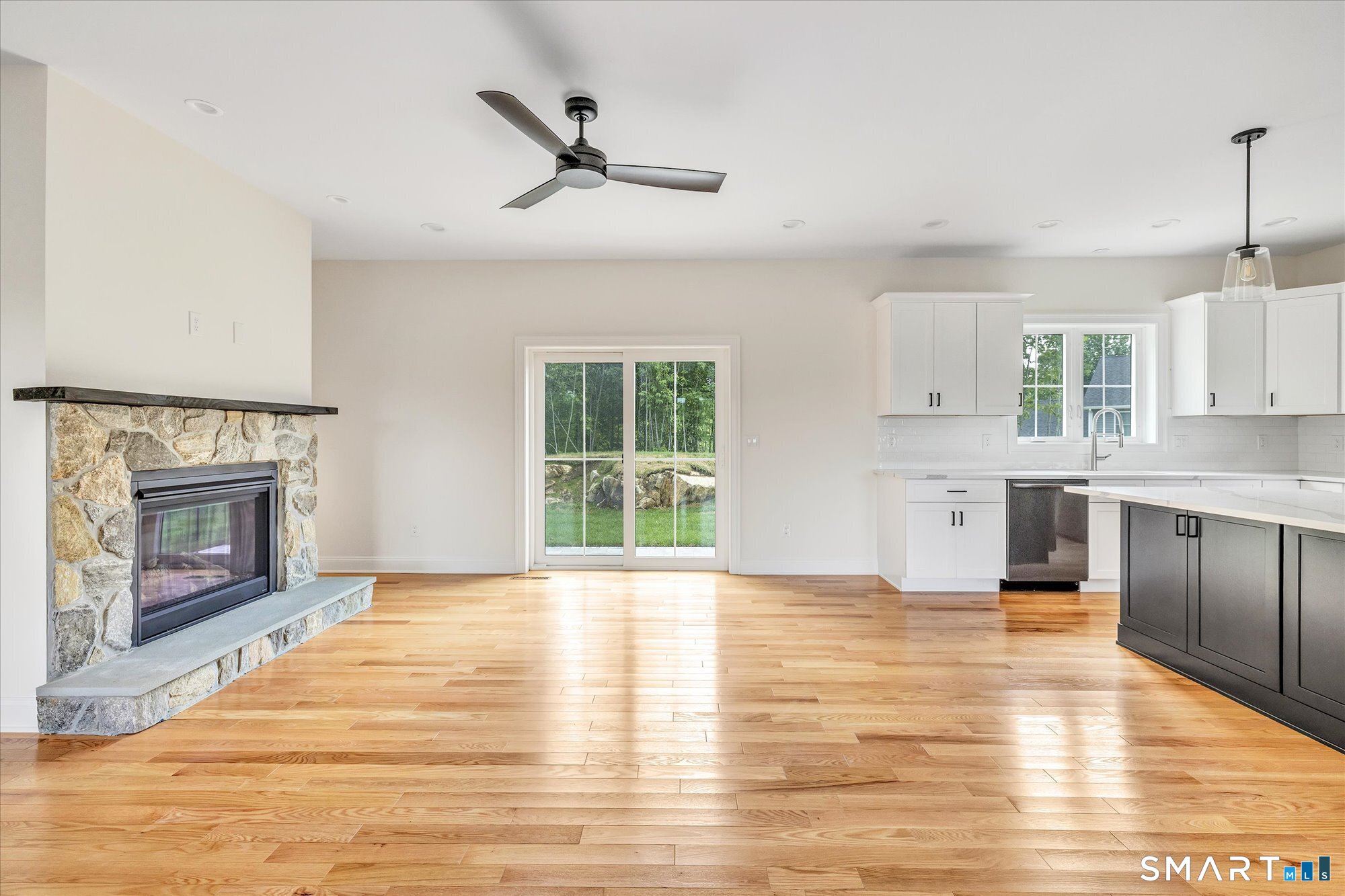 20 Hunting Ridge Road