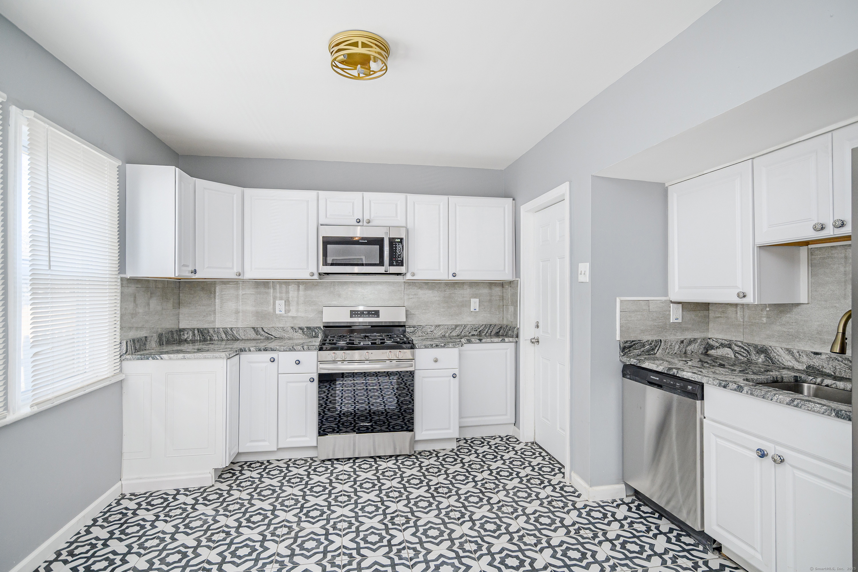 40 Rosedale Street, Bridgeport, Connecticut image 6