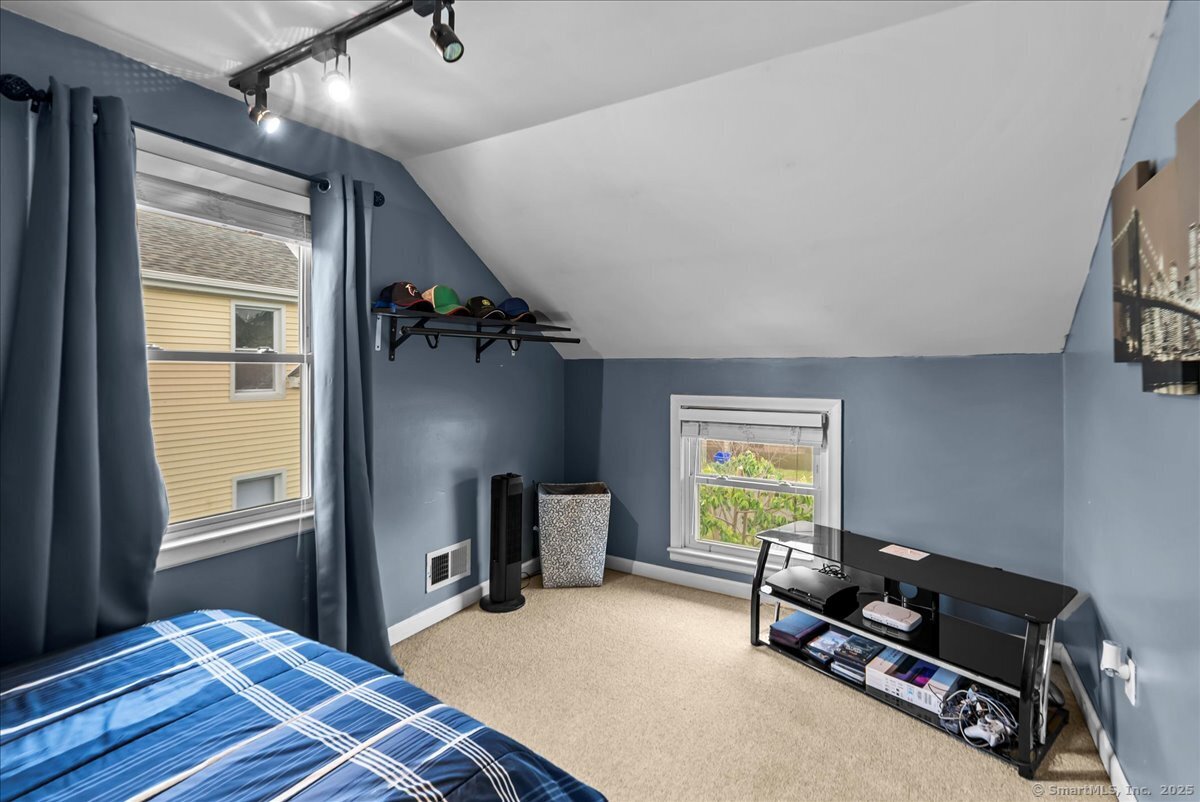54 Park Street, Wallingford, Connecticut image 15