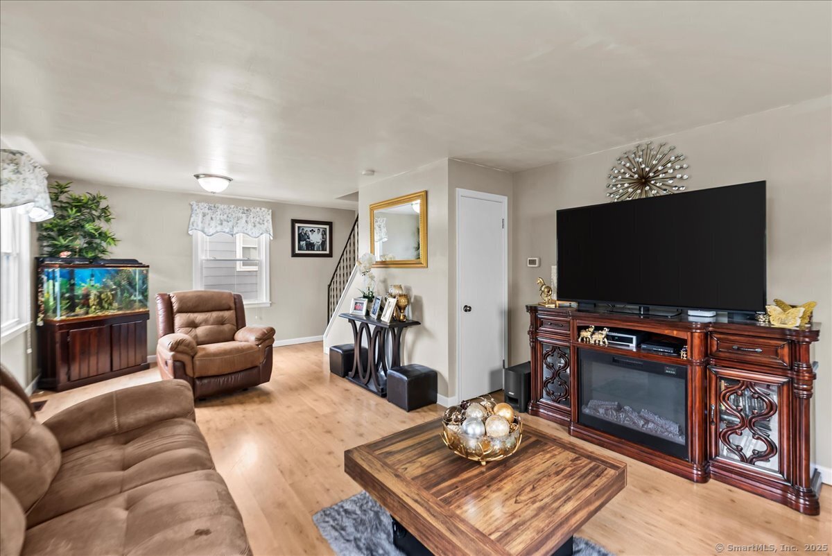 54 Park Street, Wallingford, Connecticut image 4