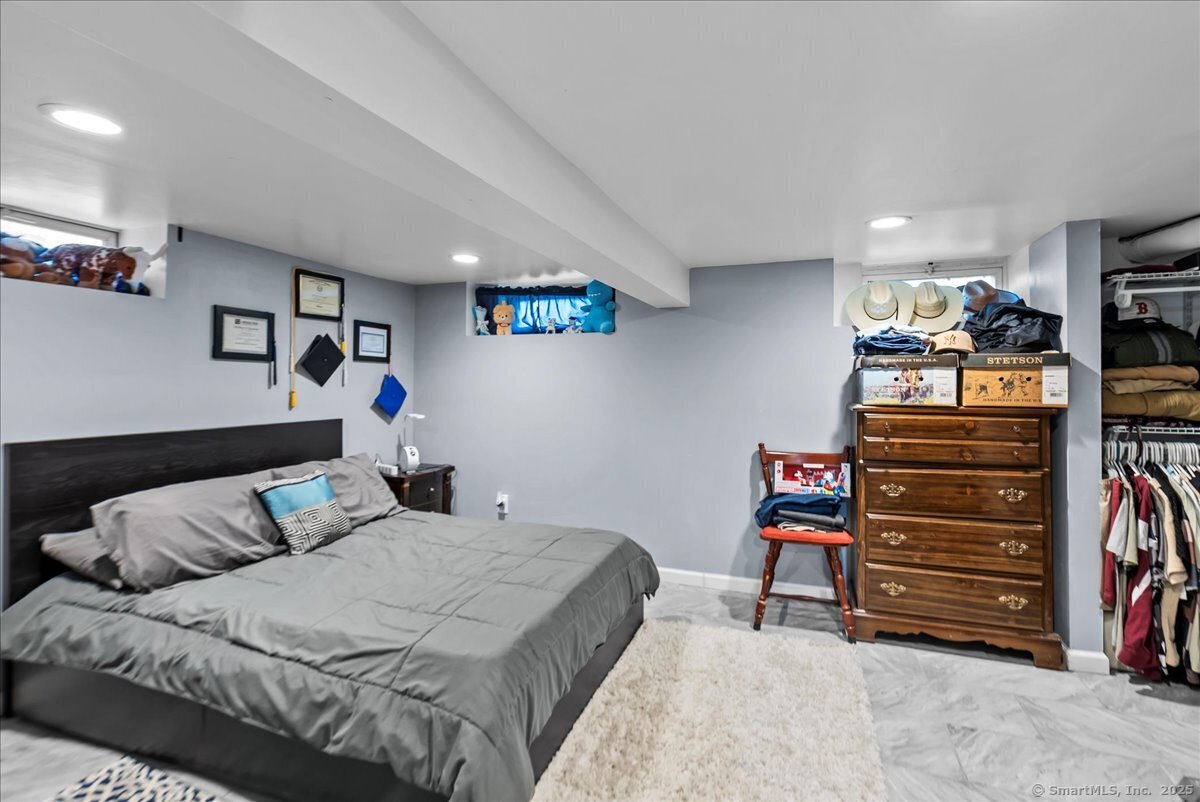 54 Park Street, Wallingford, Connecticut image 19