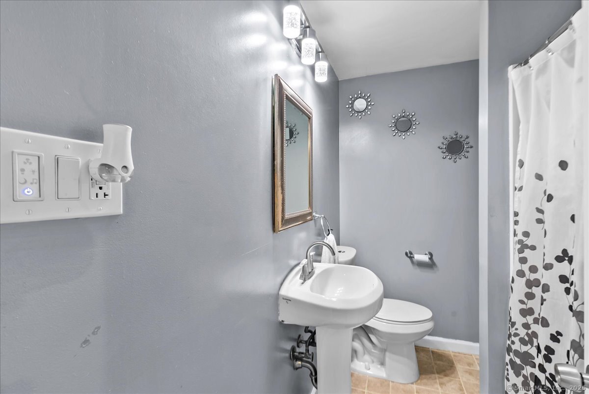 54 Park Street, Wallingford, Connecticut image 7