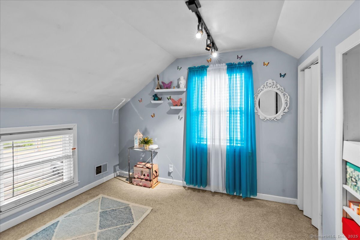 54 Park Street, Wallingford, Connecticut image 16