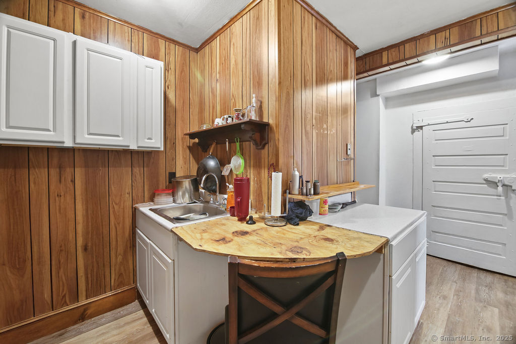 New Britain, Connecticut 06053, United States, 6 Bedrooms Bedrooms, ,2 BathroomsBathrooms,Residential,Active,13037