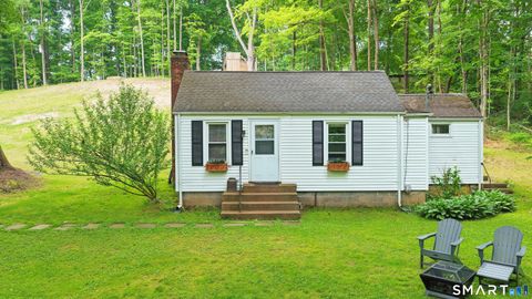 Homes For Sale - 277 Spring Hill Road<br/> Monroe, CT 06468