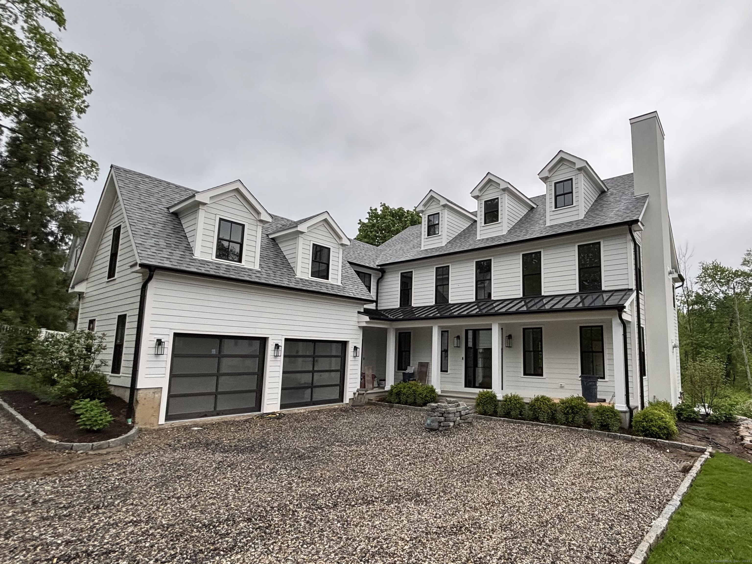 Park Street, New Canaan, Connecticut - 5 Bedrooms  
7.5 Bathrooms  
14 Rooms - 