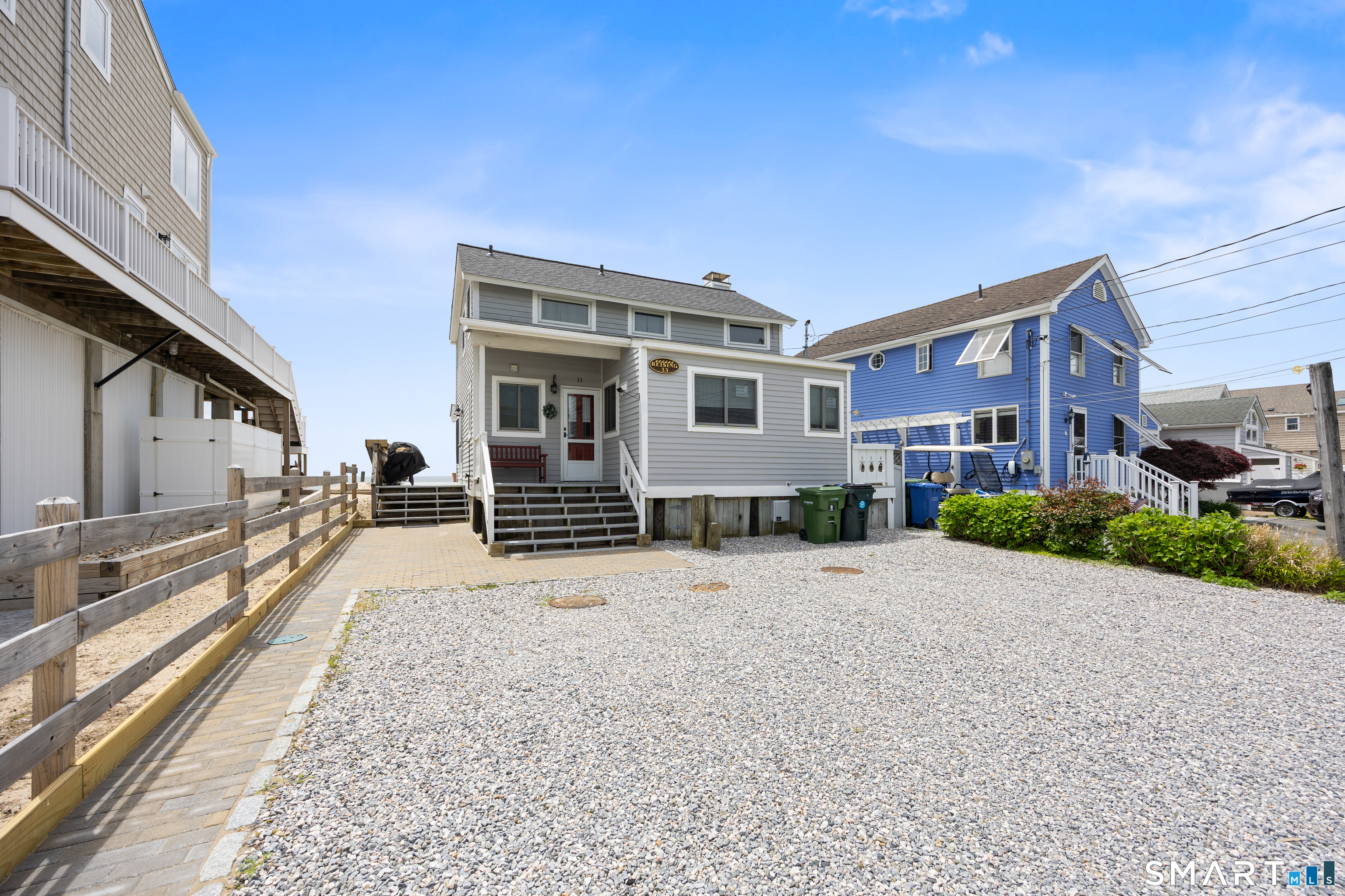33 Beach Road West