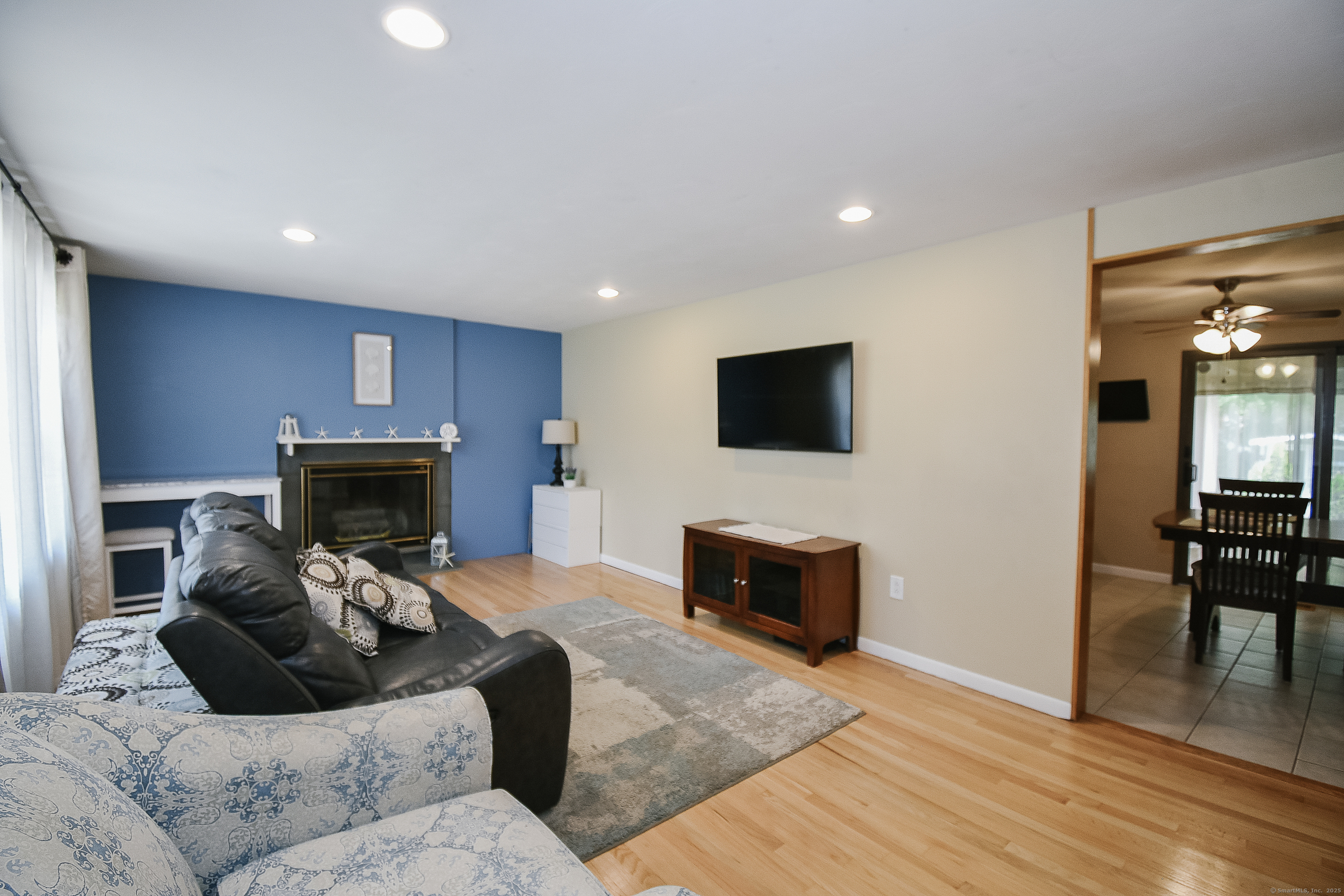 6 Bel Aire Drive