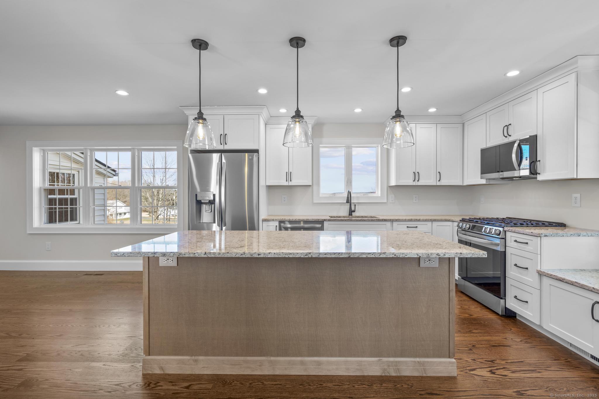 214 Chestnut Tree Hill Road, Oxford, Connecticut image 10
