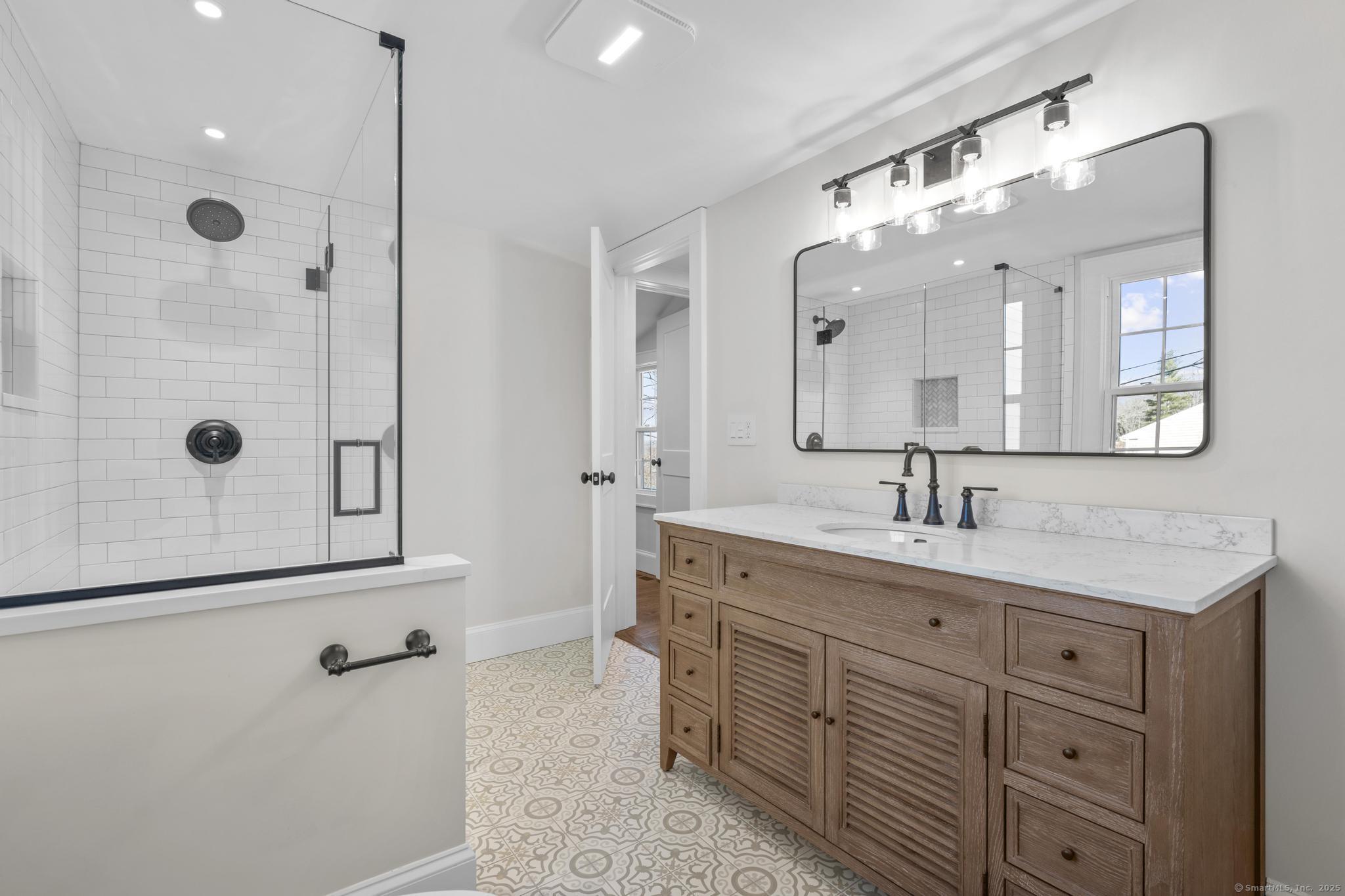 214 Chestnut Tree Hill Road, Oxford, Connecticut image 22