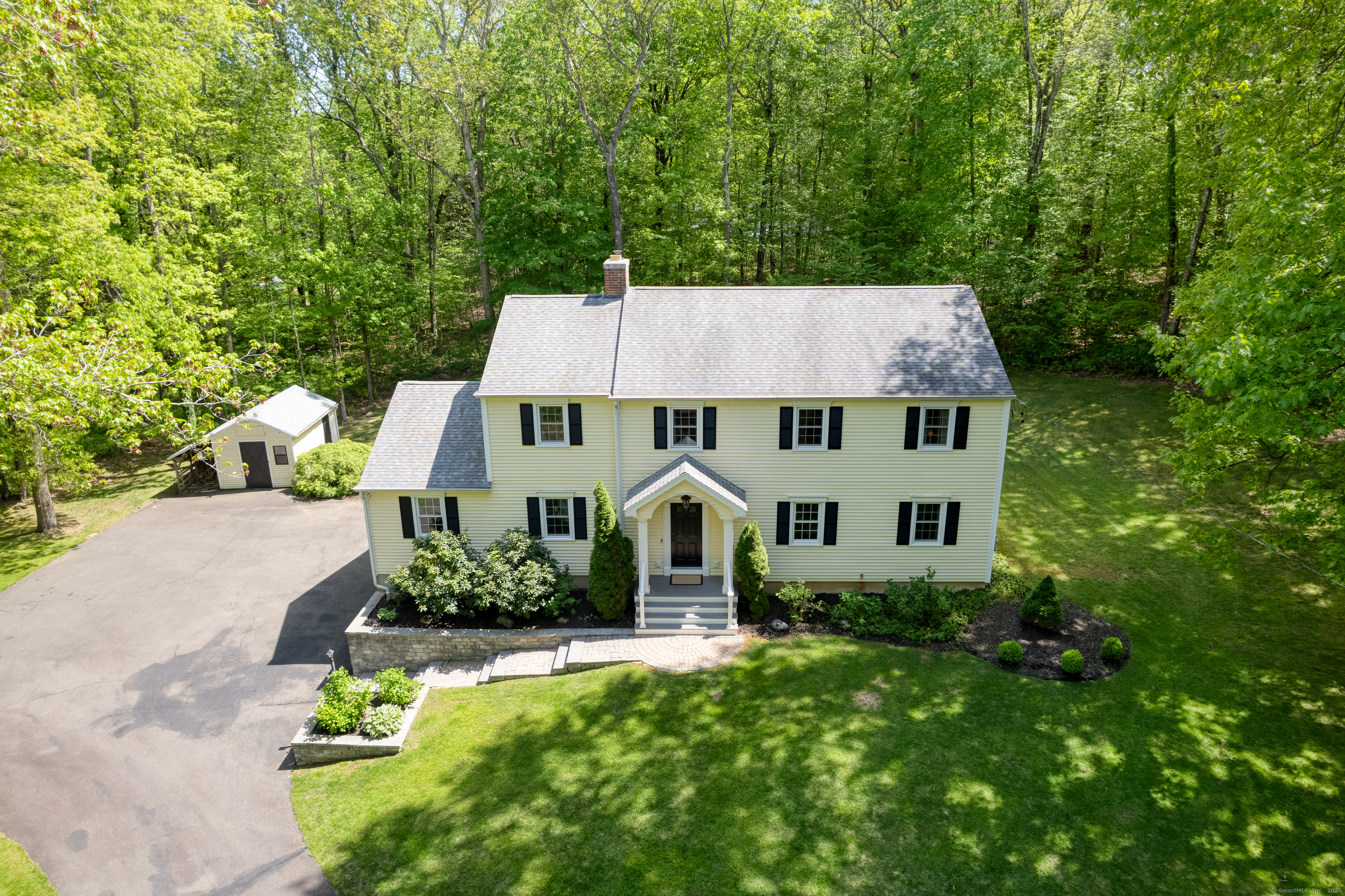 Property for Sale at Pine Drive, Madison, Connecticut - Bedrooms: 4 
Bathrooms: 3 
Rooms: 9  - $775,000