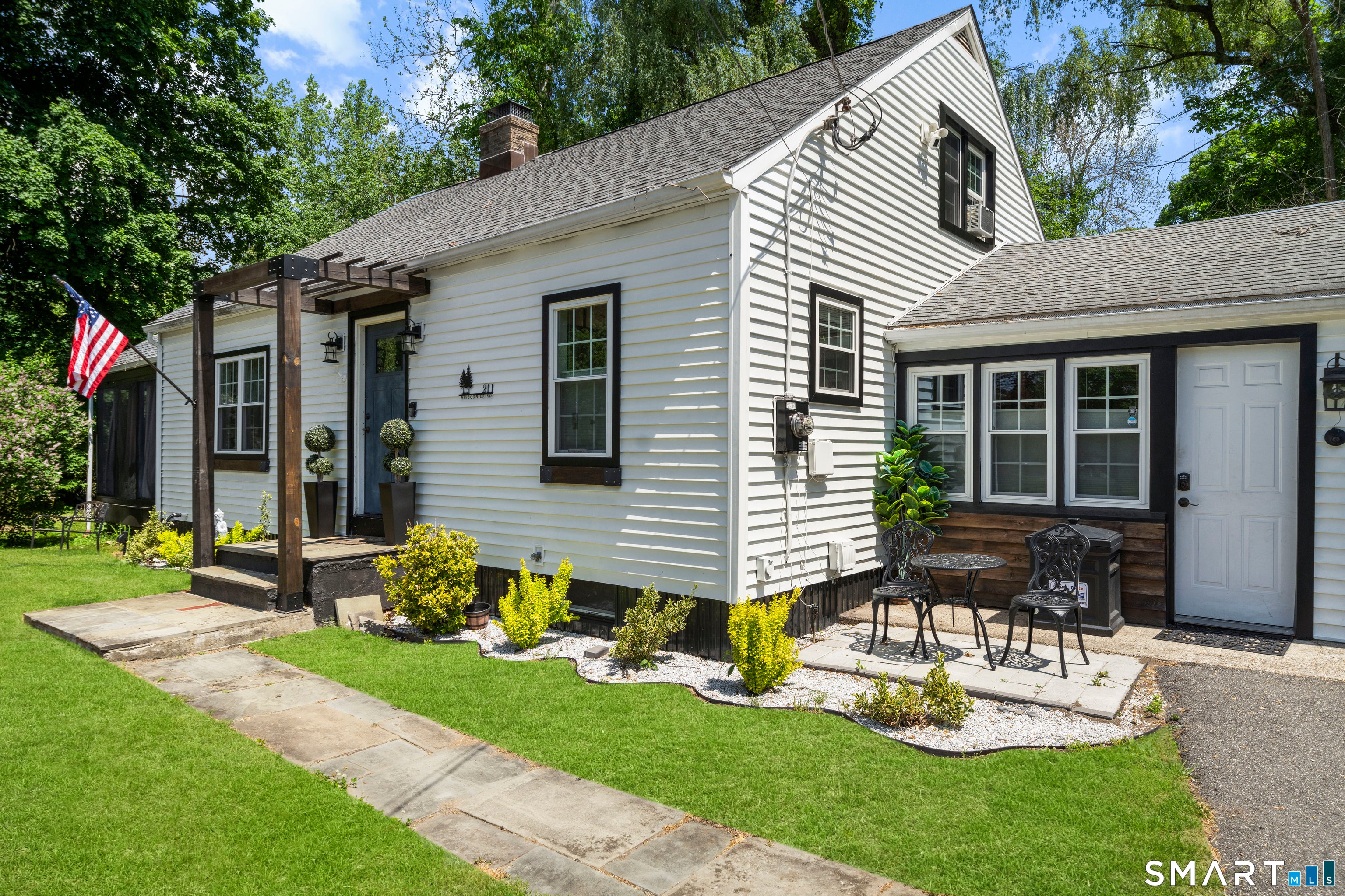 211 Whisconier Road