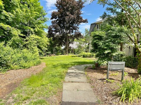 Tiny photo for 46 W Avon Road #Dental Office, Avon, CT 06001 (MLS # 24028344)